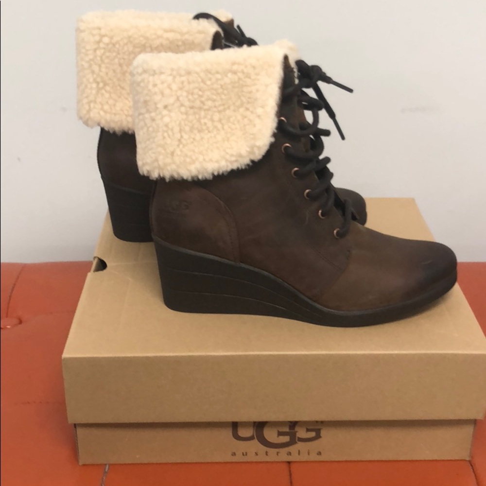 UGG - Picture 4 of 5